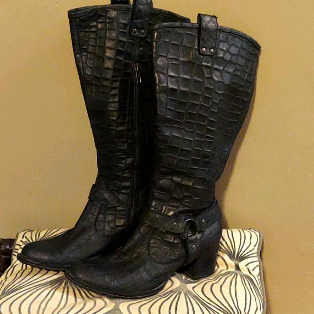 Born allegator boots 7.5